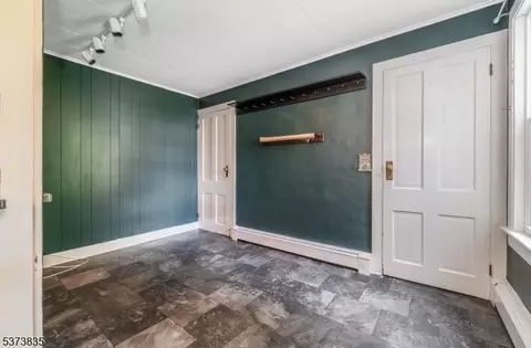138 E Prospect St, Hackettstown, NJ 07840 photo 9