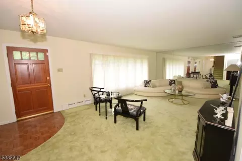 633 Plainfield Ave, Berkeley Heights, NJ 07922 photo 5