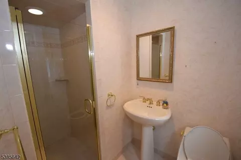 633 Plainfield Ave, Berkeley Heights, NJ 07922 photo 19