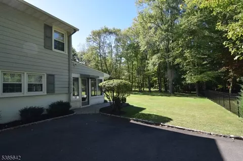 633 Plainfield Ave, Berkeley Heights, NJ 07922 photo 25