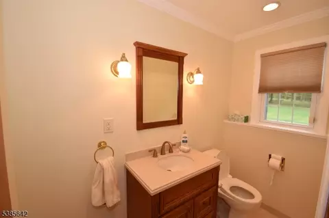 633 Plainfield Ave, Berkeley Heights, NJ 07922 photo 14