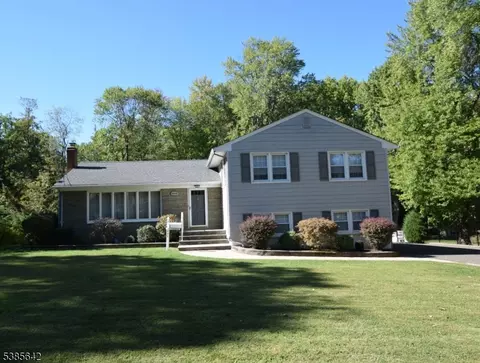 633 Plainfield Ave, Berkeley Heights, NJ 07922