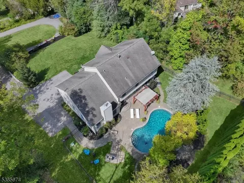 332 Lake Wallkill Rd, Sussex, NJ 07461