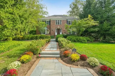 125 Hillcrest Ave, Summit, NJ 07901