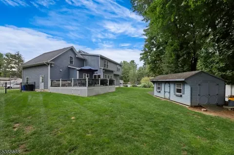 23 Perrin Dr, Wayne, NJ 07470 photo 8