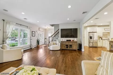 23 Perrin Dr, Wayne, NJ 07470 photo 22
