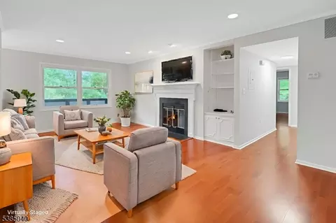 21 Heritage Dr # G, Chatham Twp, NJ 07928