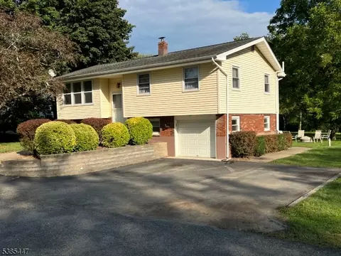134 Winters Ave, Port Murray, NJ 07865