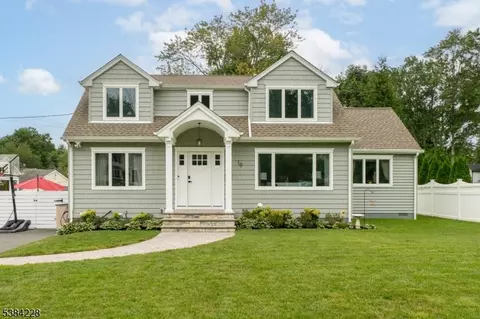 19 Hickson Dr, New Providence, NJ 07974