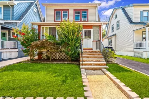 18 Orchard Rd, Maplewood, NJ 07040