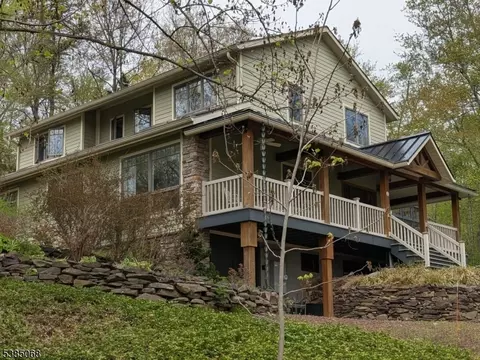 168 Locktown Sergeantsville, Stockton, NJ 08559