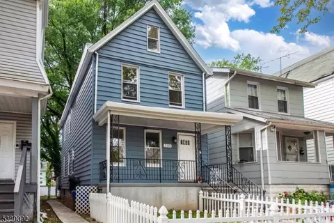 125 Shepard Ave, East Orange, NJ 07018