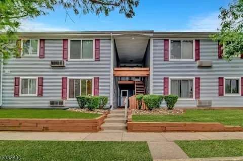 112 Aimwick Ct, Somerset, NJ 08873