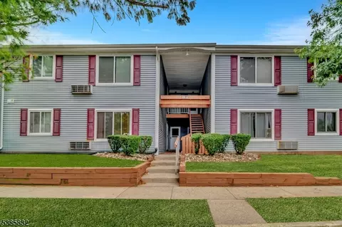 112 Aimwick Ct, Somerset, NJ 08873
