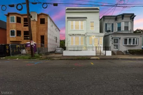 201 Maple Ave, Irvington, NJ 07111