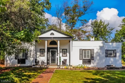266 Middlesex Ave, Metuchen, NJ 08840