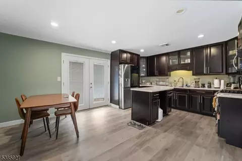 122 3rd St, Middlesex, NJ 08846 photo 6