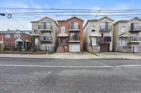 535 S 18th St, Newark, NJ 07103