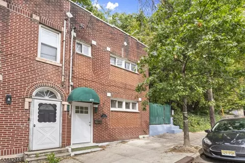 407 Park Ave, Weehawken Twp, NJ 07086