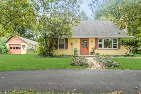 45 Kinnaman Ave, Washington, NJ 07882