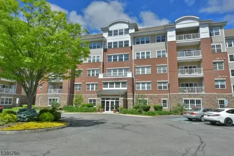 4321 Warrens Way #321, Wanaque, NJ 07465
