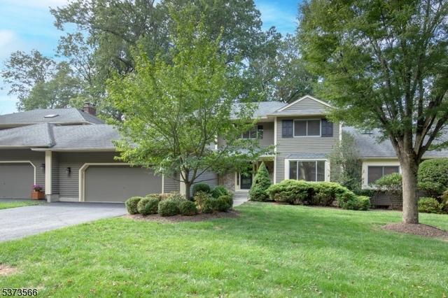 35 Hunters Cir, Lebanon, NJ 08833