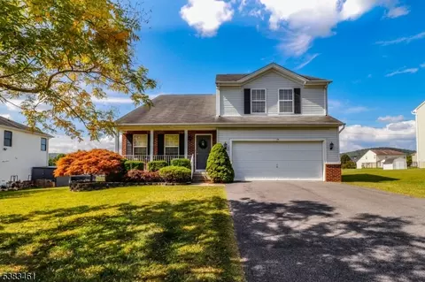 13 Alvin Sloan Ave, Washington, NJ 07882