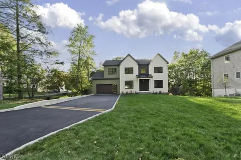 29 Smith Ln, Wayne, NJ 07470 photo 3