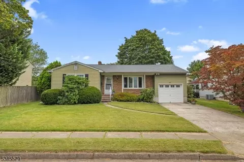 315 Dailey Pl, Manville, NJ 08835
