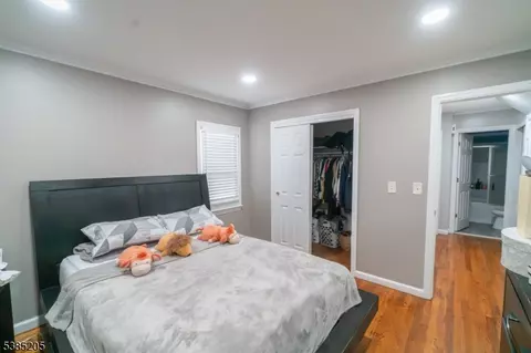 Bedroom - 116 Greene Ave, Middlesex, NJ 08846 photo 2 of 7