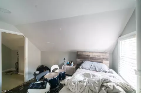Bedroom - 116 Greene Ave, Middlesex, NJ 08846 photo 7 of 7