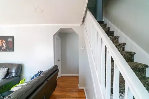 116 Greene Ave, Middlesex, NJ 08846 photo 9