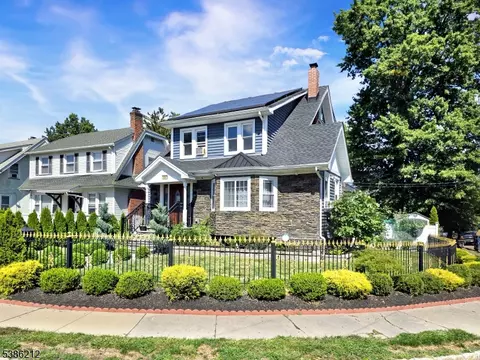 64 Van Houten Pl, Belleville, NJ 07109