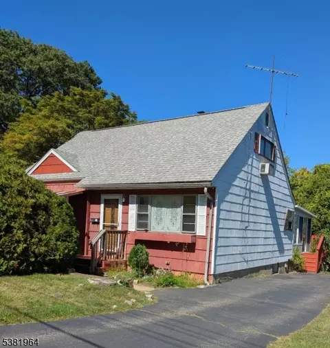 14 Hemlock Rd, Rockaway, NJ 07866