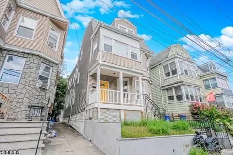 21 Gladstone Ave, Newark, NJ 07106
