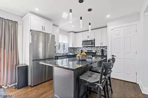 1579 Broad St, Bloomfield, NJ 07003