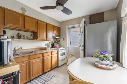 441 Lorraine Ave, Middlesex, NJ 08846 photo 8