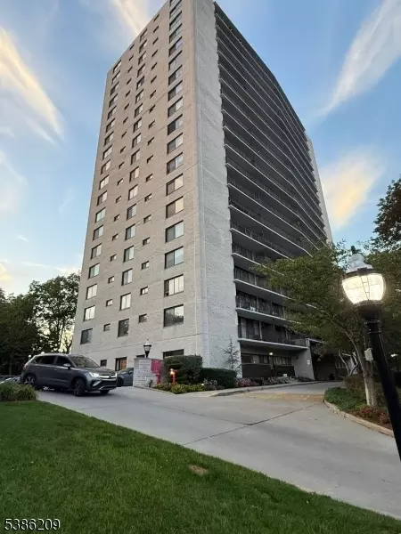 277 Prospect Ave #H, Hackensack, NJ 07601