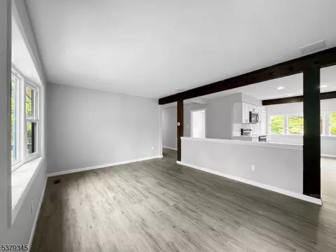 60 Moore Rd, Wantage, NJ 07461 photo 6