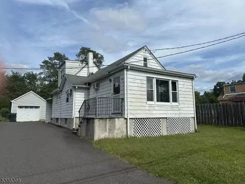 102 Pine St, Bridgewater, NJ 08807
