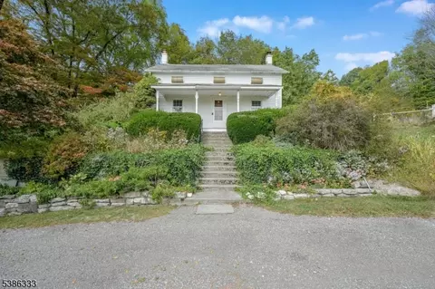 12 Old Dingman Rd, Sandyston Twp, NJ 07851