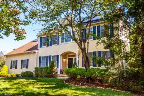 9 Rappleye Ct, West Orange, NJ 07052