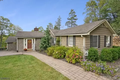 133 Hillside Dr, Newton, NJ 07860