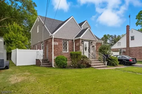 131 4th Ave, Westwood, NJ 07675