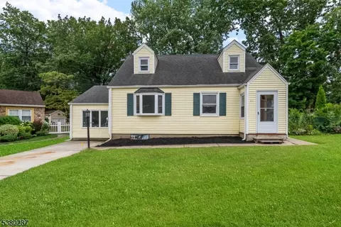 80 Burlington Rd, Clifton, NJ 07012