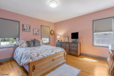 231 Fairview Ave, Middlesex, NJ 08846 photo 13