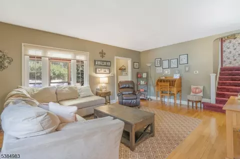 231 Fairview Ave, Middlesex, NJ 08846 photo 6