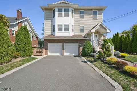 38 Centre St #2, Nutley, NJ 07110