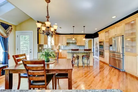 10 Wyckoff Rd, Hampton, NJ 08827 photo 2