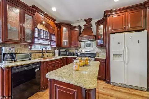 1 Crestview Dr, Hackettstown, NJ 07840 photo 12